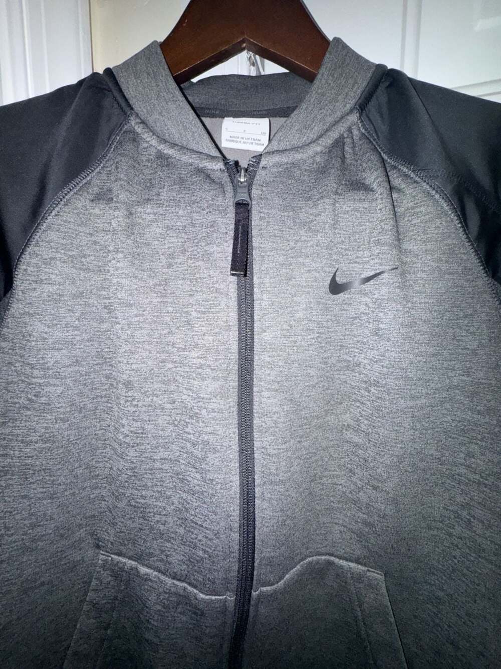 Nike Therma-FIT Men’s S Training Bomber Jacket Charcoal Black DQ4852-071 Size S - Picture 11 of 16